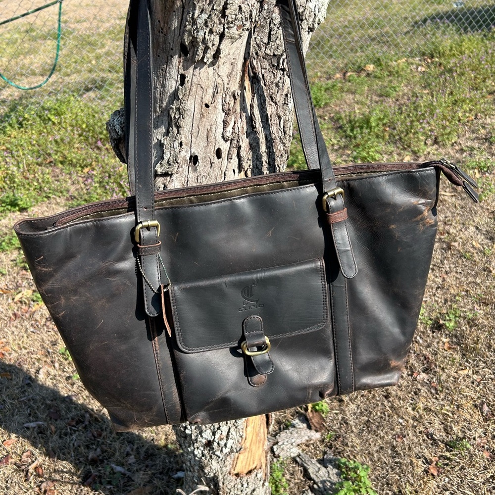 Cuero Distressed Brown Leather Tote Purse | Vintage Worn-In Look